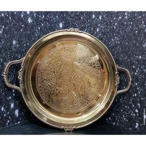 Bandeja Ovalada Grande de Latón Ideal para Servir en el Hogar con Elegancia y Hermosos Arreglos de Mesa con Brillo Pulido - Product Image 2