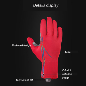 Guantes Personalizados con Logotipo, Antideslizantes, Ecológicos, Lavables, Colores Personalizados, Artículos Deportivos de Moda para Exteriores, Hechos en Pakistán - Product Image 3