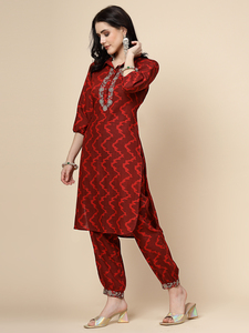Top Indian Trendy Women Maroon Color Embroidered Rayon Fabric Collar Neck Straight Knee-Length <b>Three</b>-Quarter Sleeve Kurta Pant - Product Image 2