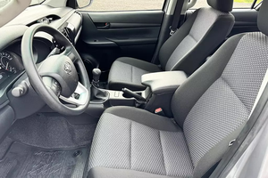 PREMIER PROPRIÉTAIRE TOYOTA HILUX SR5 DOUBLE CABINE 2.8 4X4 PICKUP DIESEL TURBO D'OCCASION 2022 - Product Image 2