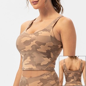 Vente en gros de nouveau design élégant Ensemble de yoga et de gymnastique Ensemble 2 pièces slim de haute qualité pour femmes Survêtement d'entraînement imprimé par sublimation en 3D - Product Image 1