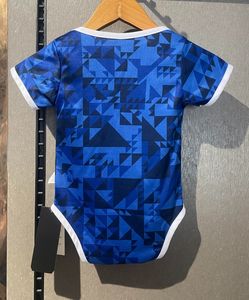 Hoogwaardig aanpasbaar baby voetbaltenue, gepersonaliseerd, 100% polyester, antibacterieel, ademend, rekbaar, sneldrogend, kort - Product Image 3