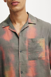 Chất Lượng Tốt Nhất Tùy Chỉnh Thiết Kế Ngắn Tay Áo Sơ Mi In Ưa Thích 100% Bông Áo Sơ Mi Cho Nam Giới Box & Cắt Phù Hợp 4 Nút Thẳng Hem - Product Image 6