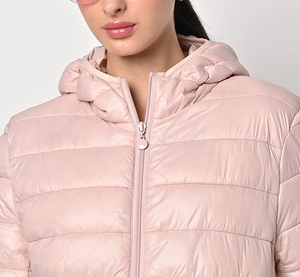 Chaqueta acolchada de último diseño para mujer, precio al por mayor, transpirable, estilo universitario, cremallera, ropa de invierno, tela tejida, relleno de algodón - Product Image 5