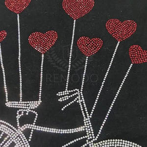 Nuevo diseño Best Men sudadera con diamantes de imitación Low MOQ Hombres sudadera con diamantes de imitación a precio al por mayor Hecho en Pakistán - Product Image 3