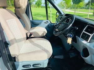 2013 (132) Camper van CHASSON FLASH 10 PERFIL BAJO 4 LIQUERAS - Product Image 3