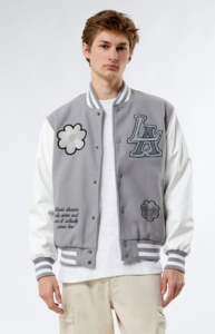 Veste universitaire avec manches en cuir, corps en laine chaude, fermeture à pression, style décontracté universitaire, streetwear, fabrication OEM ODM - Product Image 2