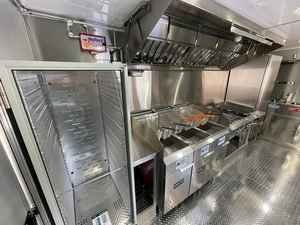 Modern Fully Equipped Fast Food Truck New Mobile Kitchen Facility for Restaurants Available In Stock Fast Delivery - Product Image 5