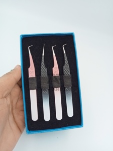 แหนบต่อขนตาสองสี ปลายแหลม 90 องศา ทำจากสแตนเลสอย่างดี สำหรับต่อขนตาแบบออมเบรและวอลลุ่ม - Product Image 5