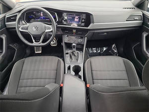 Volkswagen Jetta Sport 2023 Usado en Buen Estado - Product Image 2