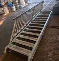 Escalier extérieur, escalier industriel, escalier en acier