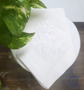 Broderie Fleur Blanche Conception Dîner Serviette Haute Qualité Blanc Lin Polyester Mélange Serviette De Table pour La Maison Hôtel Événement - Product Image 5