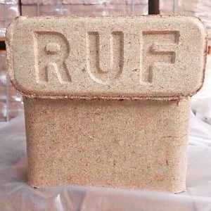 Briquetas de Roble RUF de Alta Calidad, Compre a Bajo Precio con Alto Valor Calorífico y Larga Duración de Combustión, Producto Relacionado con la Energía - Product Image 2