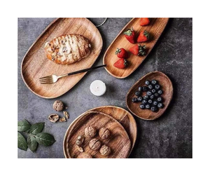 Plateau de service en bois de haute qualité Assiette d'aliments chauds Forme et taille personnalisées fabriquées à partir de différents types de bois massif - Product Image 1