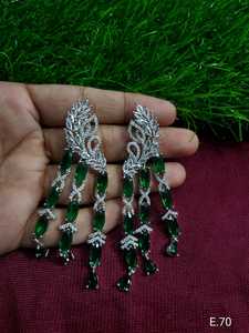 PENDIENTES DE ESTILO CLÁSICO DE DIAMANTE AMERICANO TRADICIONAL Y DE MODA Y PENDIENTES DE REGALOS DE CUMPLEAÑOS Y NAVIDAD - Product Image 2