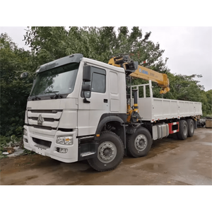 Camión de Carga Ligera SINOTRUK HOWO 8x4 con Plataforma Plana, Chasis de Una Fila, Tanque, Exw China - Product Image 5