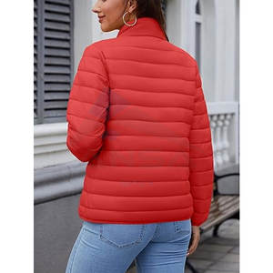 Veste matelassée légère à fermeture éclair intégrale pour femme, col montant, doublure en polaire chaude, avec quatre poches, rouge Tamoto - Product Image 3