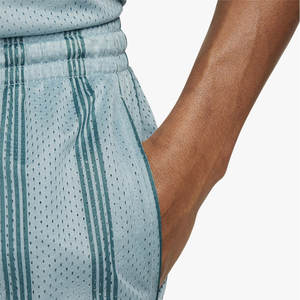 Pantalones cortos de baloncesto con estampado de verano de alta calidad a precios al por mayor, pantalones cortos de malla de baloncesto con sublimación de poliéster para hombre y logotipo personalizado - Product Image 3