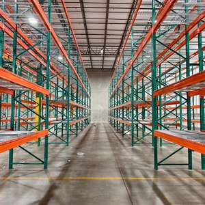 Green Steel Selective High Quality Adjustable Height 5 Layer Corrosion Warehouse Frame American Standard Pallet Racking - Product Image 1