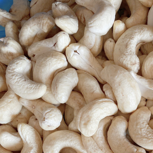 Usine vietnamienne Usine Santigo Au Vietnam Noix De Cajou W320 W240 Noix De Cajou Biologique De Qualité Supérieure Client OEM ODM Exigence - Product Image 1