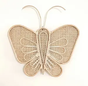 ¡Más barato! Mariposa colgante de mimbre tejida a mano, decoración de pared para habitación de niños