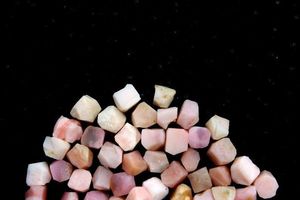 Fantastique 50 pièces en vrac 4-6 MM rose opale pierre brute naturelle pour la fabrication de bijoux en vrac rose opale brute - Product Image 3