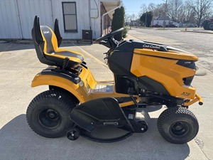 Cortacésped Cub Cadet LX48 XT2 de 48 Pulgadas, a Gasolina, Autopropulsado, con Cuchilla Rotatoria, Función de Mulching, Grado Profesional - Product Image 2