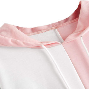 ผู้ผลิตเสื้อฮู้ดดี้พิมพ์ลายสำหรับผู้หญิง ฤดูหนาว รับทำโลโก้ ผ้าฝ้ายฟลีซ สไตล์ลำลอง สตรีทแวร์ รับออเดอร์จำนวนมาก สำหรับผู้ซื้อทั่วโลก - Product Image 3