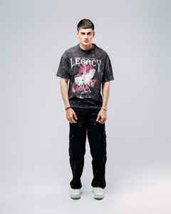 Super soft and ultra comfortable <b>oversized</b> t-<b>shirt</b> with round neck & drop shoulders featuring a screen print graphics - Product Image 6