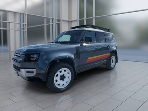 2025 Lan-d Rove-r Defender 110 P300 S AWD 110 P300 S 4dr SUV usado muy limpio - Product Image 5