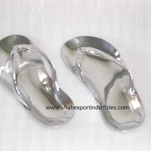 Nueva escultura de mano de Metal decorativa con acabado plateado para sala de estar y decoración de mesa de oficina escultura de lujo - Product Image 4