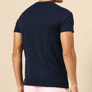 เสื้อยืดผ้าฝ้ายลำลอง พิมพ์ลายสกรีน ออกแบบมาเพื่อการสวมใส่สบายในชีวิตประจำวันและสไตล์แฟชั่นที่ทันสมัย - Product Image 5