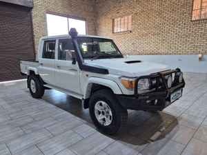 Moteur diesel arrière Toyota LandCruiser série 70 pour Pickup 4.2L à vendre Pickup 4x4 livraison directe - Product Image 4