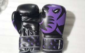 Guantes de boxeo personalizados de fábrica Guantes de boxeo de competición y entrenamiento profesional de cuero de alta calidad El Mejor Equipo de Boxeo - Product Image 2