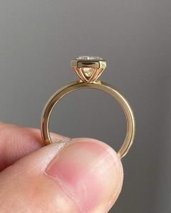 Anillo de Compromiso con Engaste de Bisel, Certificado IGI, Corte Radiante, Anillo de Diamante Cultivado en Laboratorio de 2.0 Ct, Anillo de Boda Solitario, Diamante CVD de Laboratorio - Product Image 4