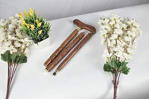 Bastón de Madera Hecho a Mano Moderno y de Alta Calidad con Tacto Real para Caminar a Diario, Asistencia para Viajes, Diseño Personalizado - Product Image 6