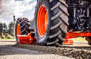 Tracteur de chantier avec cabine 70 CV |   Le Haut Rendement |   Équipement Neilo - Product Image 2