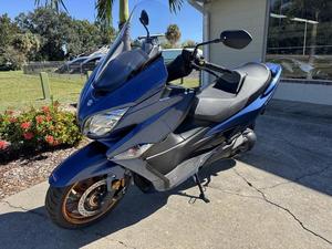 Ventes aux enchères 2026 Burgman 400 Nouvelle moto AN400AM6 avec une vitesse maximale de >80 km/h et une puissance de 1001-2000W - Product Image 3