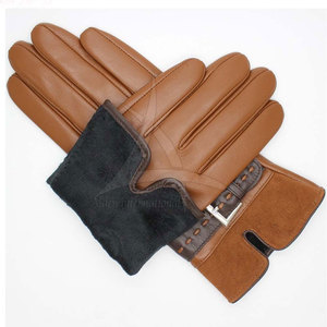 Gants en cuir doublés de laine douce pour hommes - Gants d'hiver élégants pour l'extérieur avec un design respirant et écologique - Product Image 4