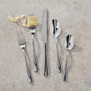 Couverts en métal en acier inoxydable au design tendance très populaires pour les registres de mariage, la décoration intérieure moderne et les cuisines de luxe - Product Image 1