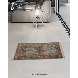 Alfombra de Oración de Lana Tejida a Mano con Diseño Floral Lavable, 27x42, para Oración Diaria, Meditación, Uso en el Hogar o Mezquita, Disponible a Buen Precio - Product Image 2