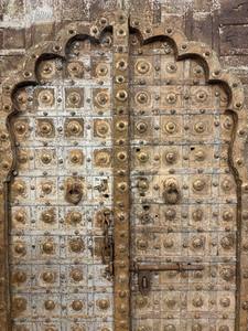 แผงประตูไม้เนื้อแข็งแกะสลักด้วยมือสำหรับบ้านและสำนักงานหรูหราวิลล่าด้านหน้าห้องนั่งเล่นห้องรับประทานอาหารและห้องครัวเฟอร์นิเจอร์ใช้งานกลางแจ้งห้องนอน - Product Image 5