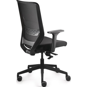 Trend Office Swivel Chair with <b>Mesh</b> Armrests Black 410-520mm Adjustable Width Height 110kg Load Capacity Synchronous Mechanism - Product Image 4