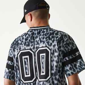 Maillot de football américain rétro en maille à imprimé léopard noir, coupe ample, court, personnalisable avec nom et numéro, maillot de sport en maille - Product Image 4