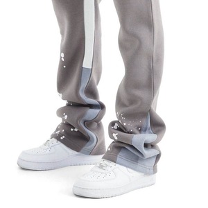Pantalones Deportivos Personalizados OEM, Pantalones Deportivos de Algodón con Bordado de Logotipo y Ribete Blanco en el Lateral, Pantalones Deportivos Acampanados para Hombre - Product Image 4