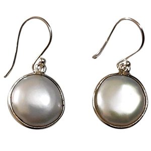 Elegantes Pendientes Colgantes de Perlas de Agua Dulce con Forma de Moneda, Piedra de Nacimiento de Junio, Hechos a Mano con Plata de Ley y Bola de Joyería - Product Image 1