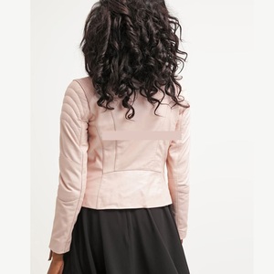 Chaqueta de cuero para mujer Chaqueta de cuero con cremallera para mujer Chaquetas de cuero de helecho cortas personalizadas con tinte rosa - Product Image 2