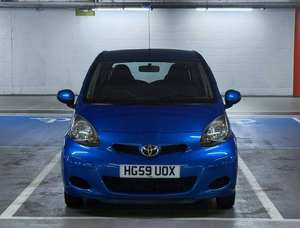 AYGO Sedán 2022 USADO, Automático, R18, Interior Oscuro, Asientos de Tela, 5 Plazas, Volante a la Derecha, Pantalla Táctil - Product Image 5