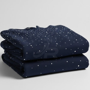 Sudadera con capucha de algodón mezclado con pedrería, de calidad premium, diseñada para brindar comodidad, estilo y uso diario. - Product Image 5