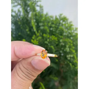 แหวนเพชรซิทรินทรงวงรีในทองคำ 14k - Product Image 2